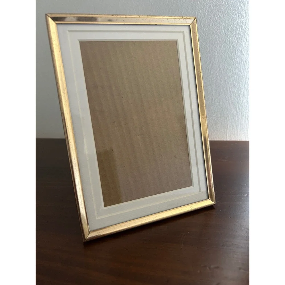 Vintage Gold Metal Picture Frame 5x7 Beaded Edge with 4x6 White Mat Tabletop